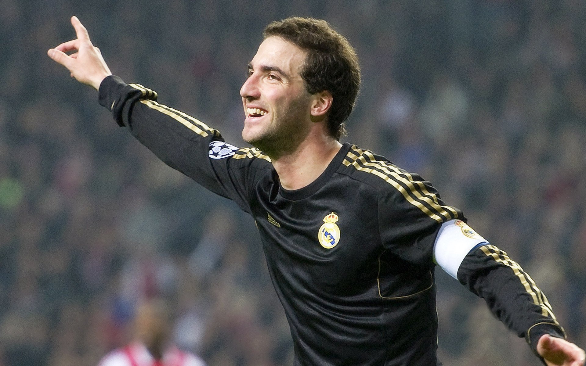 英超疯狂反击：快节奏让场面热血沸腾，英超太强